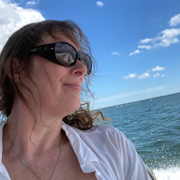 Oh hi! It’s me, Christine. - Picture 2 of 7